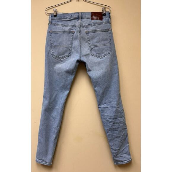Hollister Size 28 x 30 Blue Light Wash Advanced Stretch Super Skinny Jeans - Picture 2 of 14
